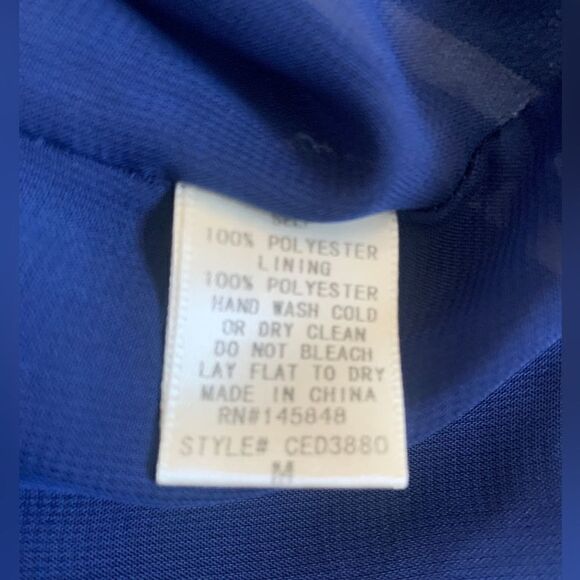 Everly size M beautiful used spaghetti strap dress - Picture 3 of 3